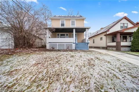 4707 Blythin Rd, Garfield Heights, OH 44125