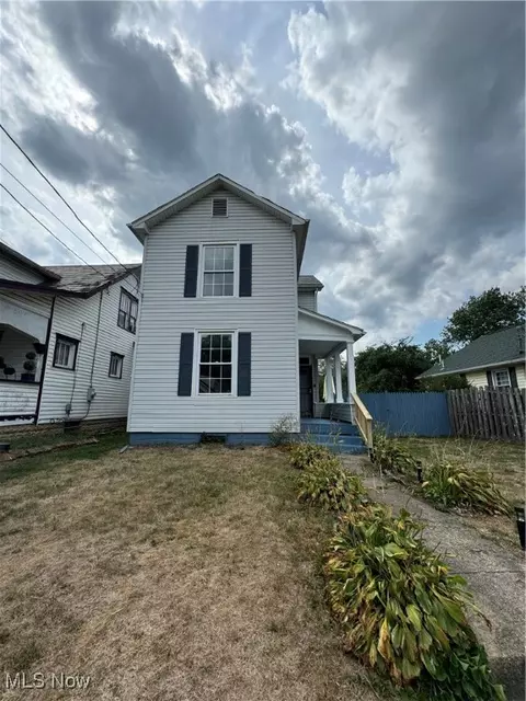 437 Schaum Ave, Zanesville, OH 43701