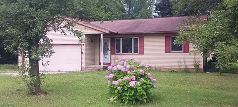 1121 Curtwood Dr, Wooster, OH 44691
