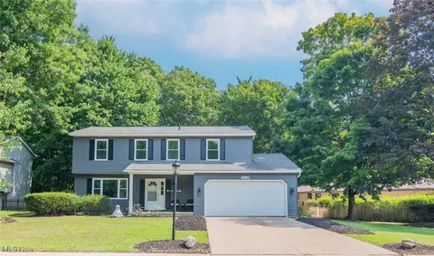 14346 E Hartford Dr, Strongsville, OH 44136