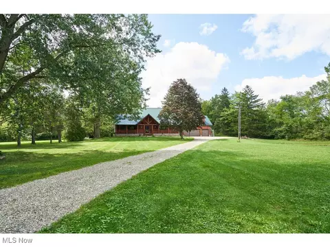 2332 N Revere Rd, Akron, OH 44333
