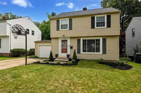 4940 Westbourne Rd, Lyndhurst, OH 44124