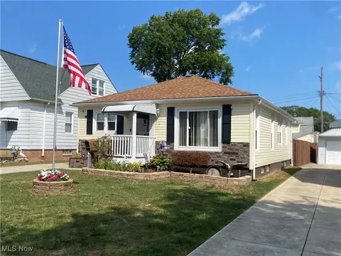2414 Russell Ave, Parma, OH 44134