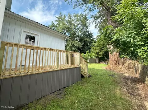 5519 Washington Ave, Ashtabula, OH 44004 photo 3