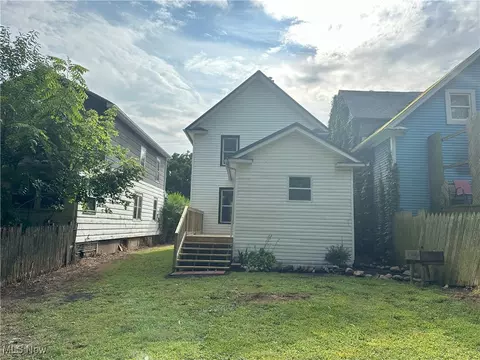 5519 Washington Ave, Ashtabula, OH 44004 photo 5