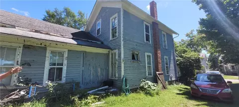 Exterior - 839 W 48th St, Ashtabula, OH 44004 photo 3 of 4
