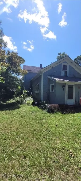 Exterior - 839 W 48th St, Ashtabula, OH 44004 photo 1 of 4