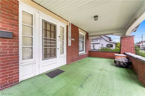 525 Broad Ave NW, Canton, OH 44708 photo 5