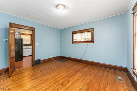 525 Broad Ave NW, Canton, OH 44708 photo 12