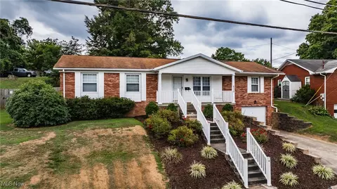 630 Smithfield St, Parkersburg, WV 26101