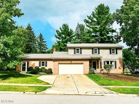 455 Wyoga Lake Blvd, Stow, OH 44224