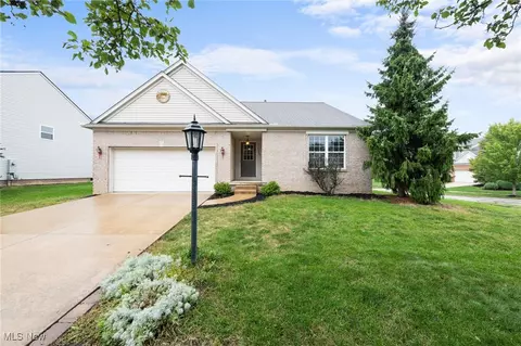1965 Nettleton Ln, Broadview Heights, OH 44147