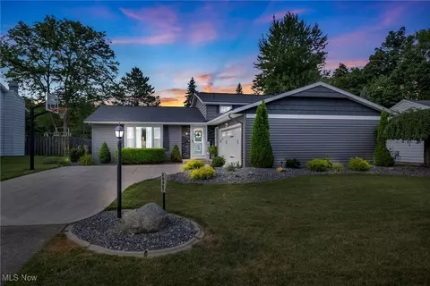 20487 White Bark Dr, Strongsville, OH 44149