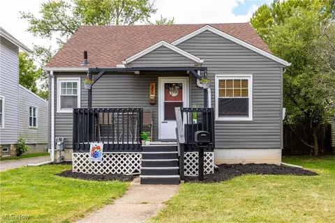 166 Brandtson Ave, Elyria, OH 44035