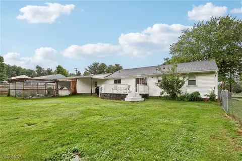 Exterior - 4696 Knickerbocker Cir, Ashtabula, OH 44004 photo 6 of 6