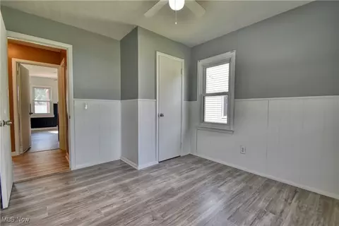 Bedroom - 4820 Forest Rd, Mentor, OH 44060 photo 4 of 8