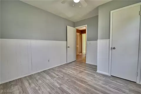 Bedroom - 4820 Forest Rd, Mentor, OH 44060 photo 5 of 8