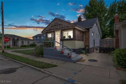157 E 316th St, Willowick, OH 44095