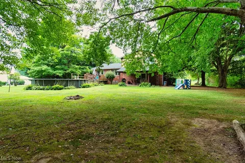 210 Heritage Dr, Beloit, OH 44609 photo 12