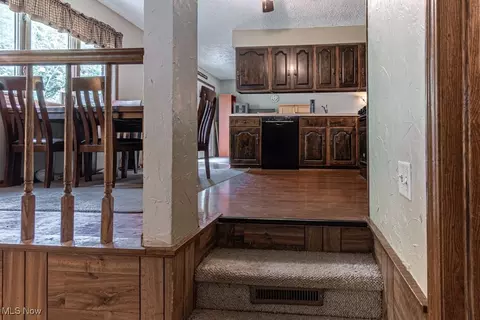 210 Heritage Dr, Beloit, OH 44609 photo 25
