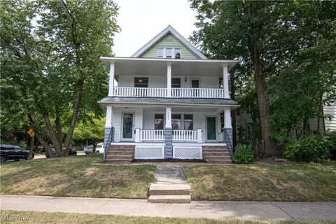 3347 Bosworth Rd, Cleveland, OH 44111
