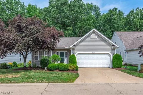 36126 Shade Tree Trl, Avon, OH 44011