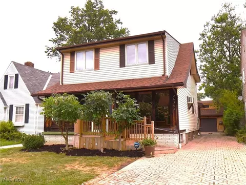 26301 Oriole Ave, Euclid, OH 44132