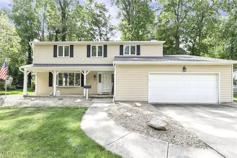 32807 Redwood Blvd, Avon Lake, OH 44012