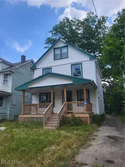 3201 E 118th St, Cleveland, OH 44120