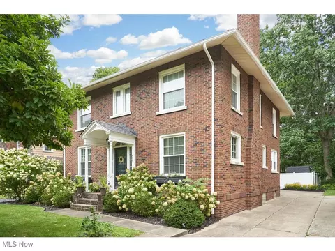 317 Castle Blvd, Akron, OH 44313