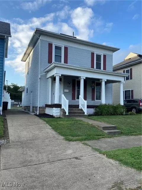 360 Neighbor St, Newcomerstown, OH 43832