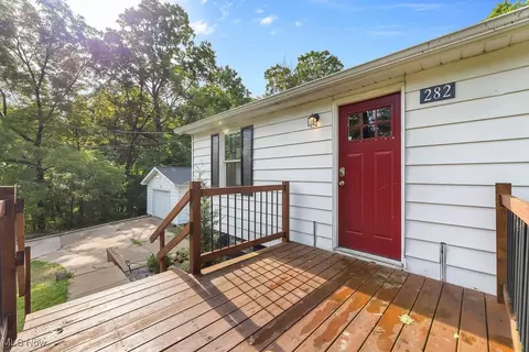 282 Johnson Rd, Wadsworth, OH 44281 photo 3