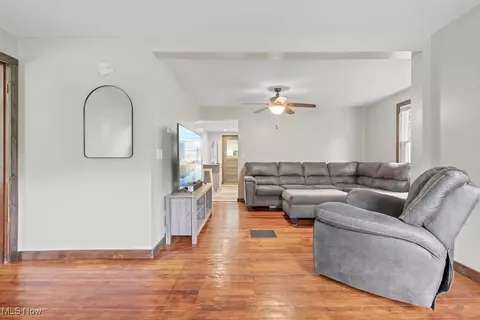 282 Johnson Rd, Wadsworth, OH 44281 photo 11