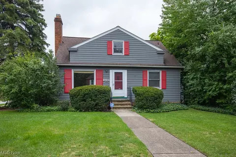 3436 Ormond Rd, Cleveland Heights, OH 44118