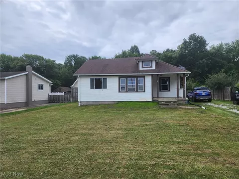 2168 Eastwood Ave, Akron, OH 44305