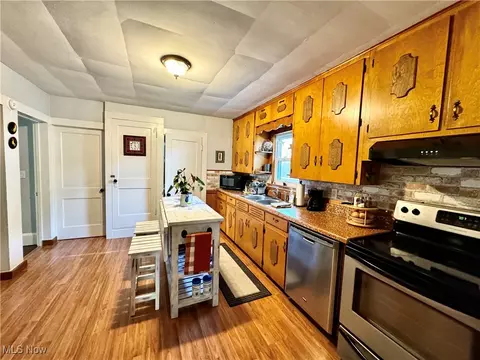 Kitchen - 4877 Tallmadge, Rootstown, OH 44272 photo 2 of 2