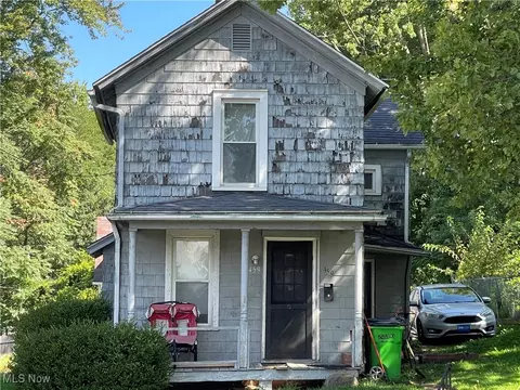 459 W Liberty St, Wooster, OH 44691