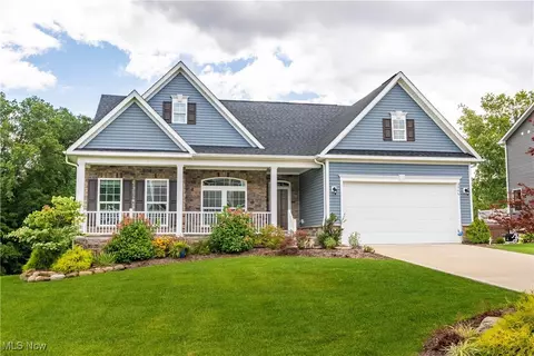 3946 Saltmarsh Cir NW, Canton, OH 44718