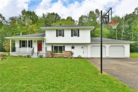 5440 King Graves Rd, Vienna, OH 44473