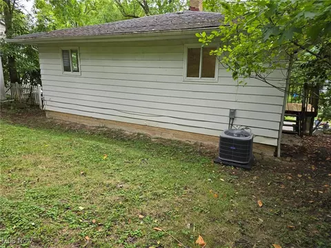 14408 Maple Ave, Maple Heights, OH 44137 photo 32