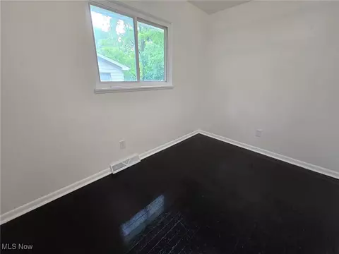 14408 Maple Ave, Maple Heights, OH 44137 photo 15