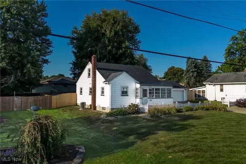 Exterior - 590 Geneva Ave, Struthers, OH 44471 photo 9 of 9