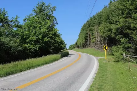 Claysville Road, Chandlersville, OH 43727