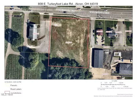808 E Turkeyfoot Lake Rd, Akron, OH 44319 photo 3