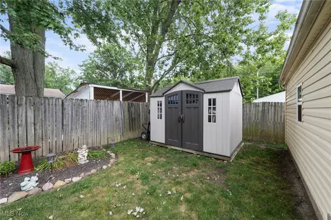 956 Wilder Ave, Elyria, OH 44035 photo 30