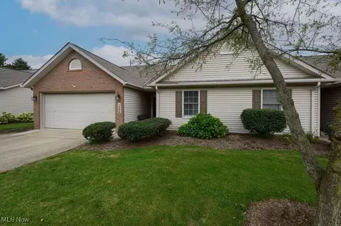 1324 Stardust Ave NW, Canton, OH 44708