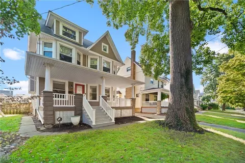 1273 Mathews Ave, Lakewood, OH 44107