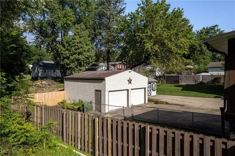 1302 Sorin Ave, Akron, OH 44310 photo 30