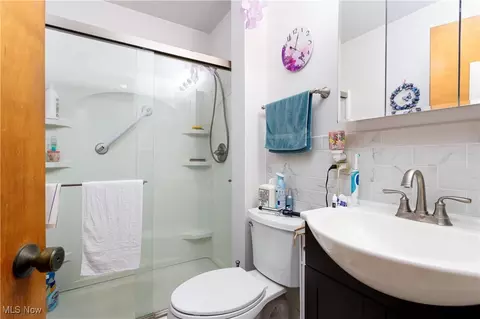 1302 Sorin Ave, Akron, OH 44310 photo 19