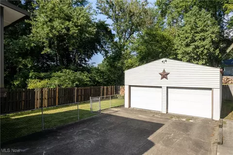 1302 Sorin Ave, Akron, OH 44310 photo 28